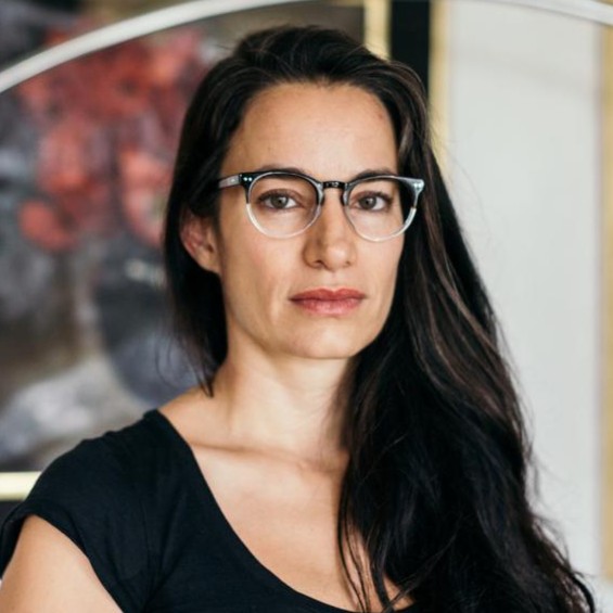 Dr. Mariana Ávila